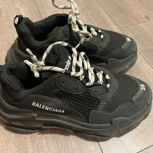Balenciaga TripleS Shoes Size 38